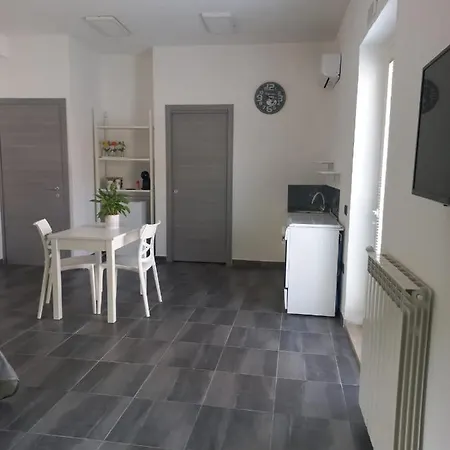 A Casa Di Falco 2 蒙德拉戈内